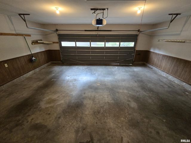 2 Webster Hill Street, Mt Vernon, IL 62864