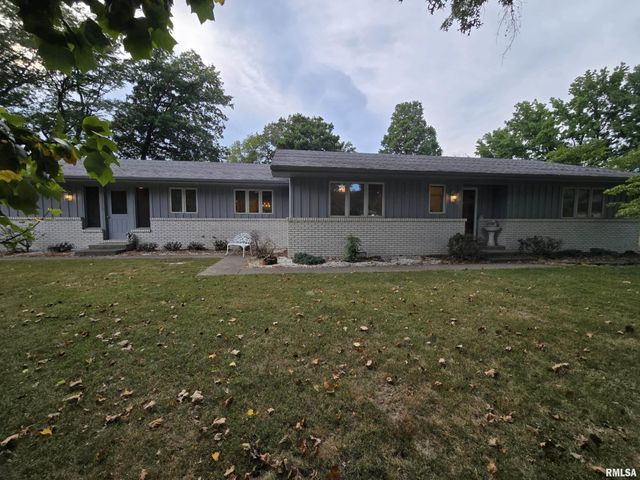 2 Webster Hill Street, Mt Vernon, IL 62864