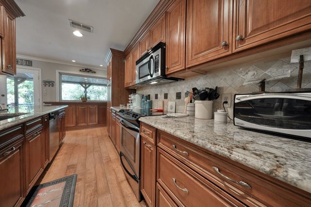 1515 Tanglewood Drive W, Hideaway, TX 75771