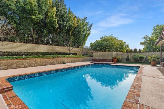 28630 Meadowmist Drive, Rancho Palos Verdes, CA 90275