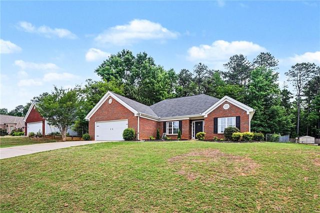 5316 Valley Forest Way, Flowery Branch, GA 30542