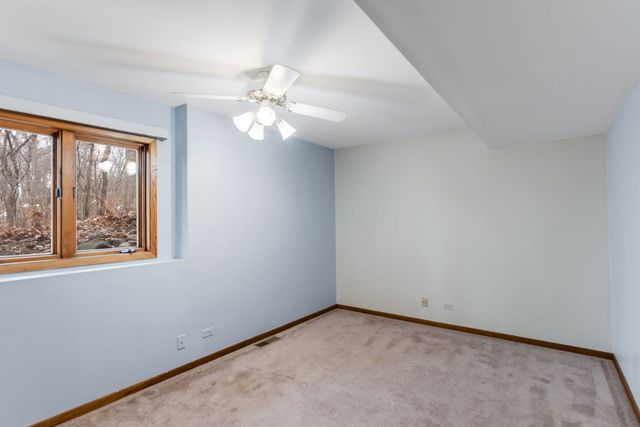 1606 W August Lane, Mchenry, IL 60051