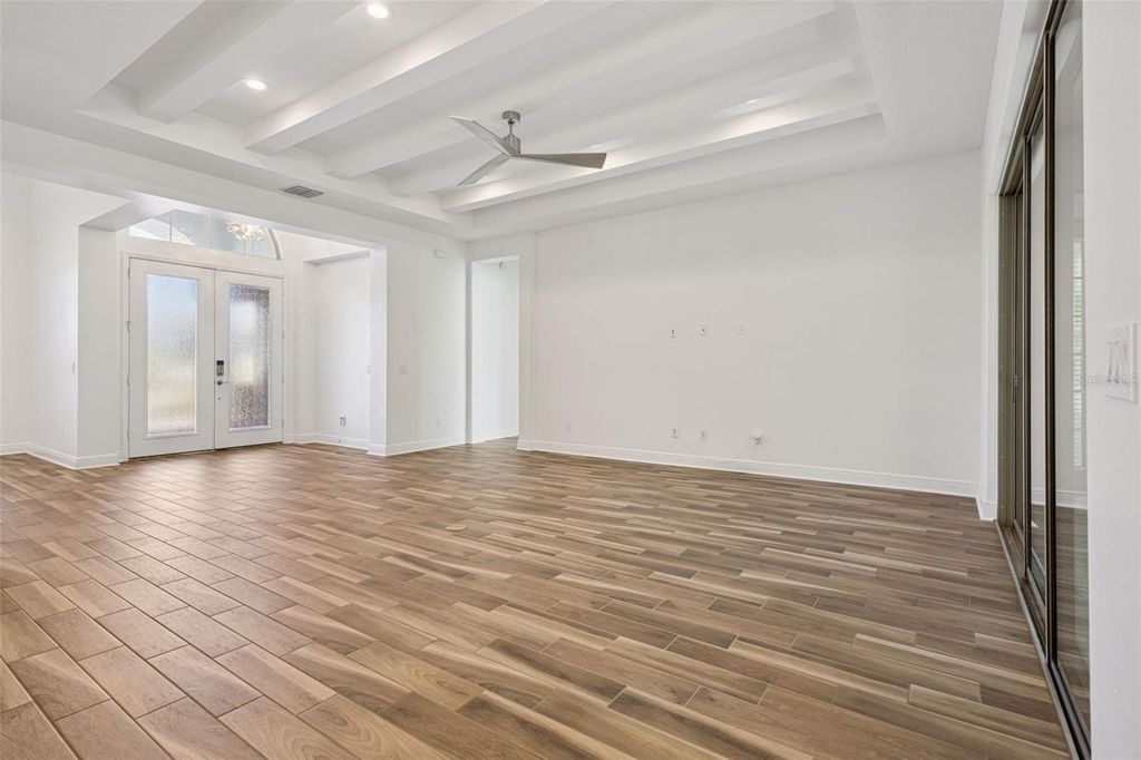 Image 5 of property listing at 7832 FREESTYLE LANE, Winter Garden, FL 34787