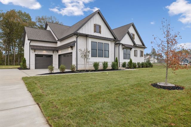 6204 Cedar Brooke Lane, Spring Hill, TN 37174