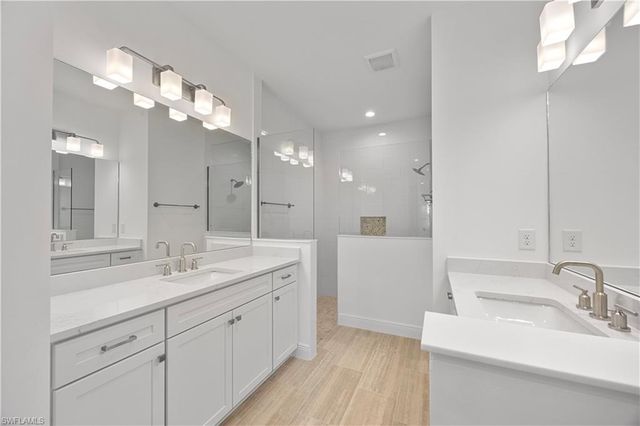 4580 Skysail DR, Naples, FL 34120