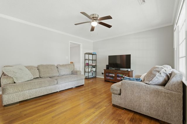 411 Forest Circle, Summerville, SC 29483