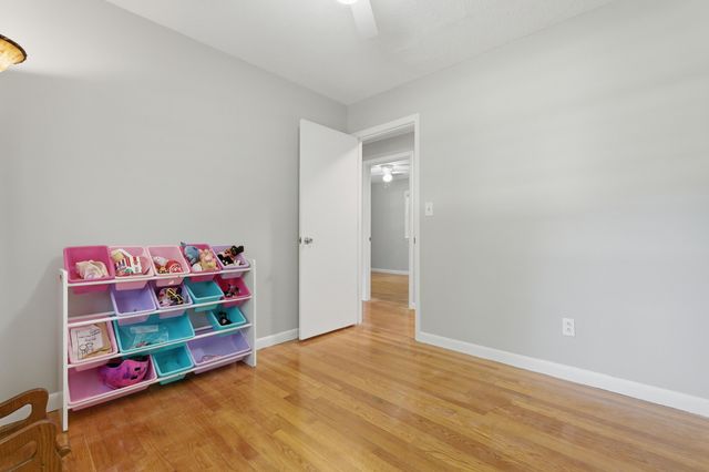 411 Forest Circle, Summerville, SC 29483