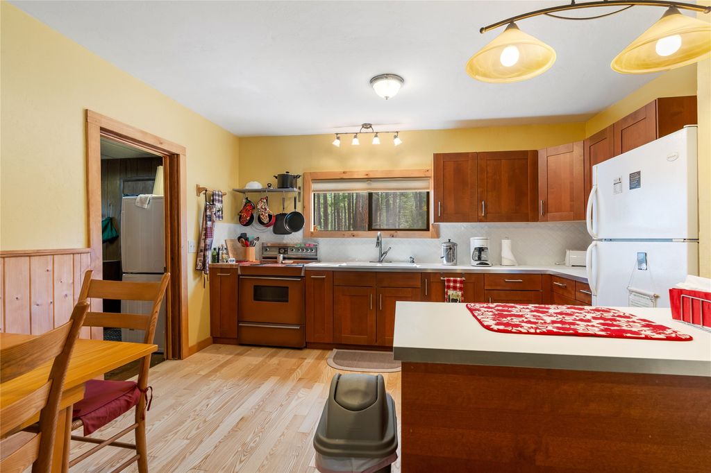 Image 12 of property listing at 27 Horseshoe Trail, Jemez Springs, NM 87025