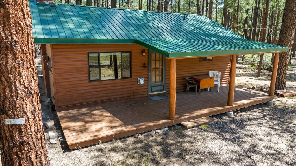 Image 32 of property listing at 27 Horseshoe Trail, Jemez Springs, NM 87025