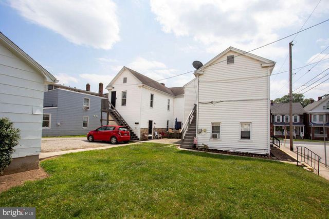 400 BALTIMORE ST, Hanover, PA 17331