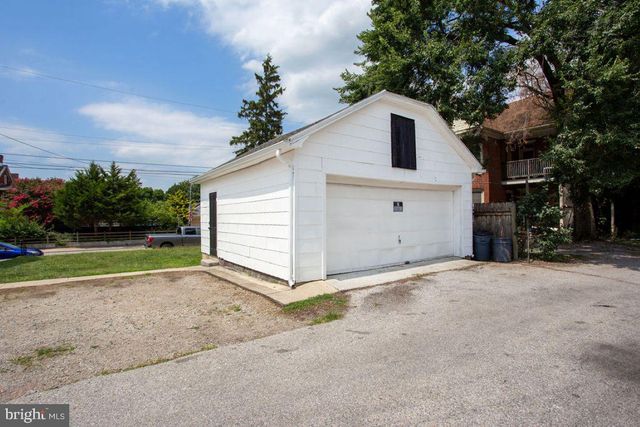 400 BALTIMORE ST, Hanover, PA 17331
