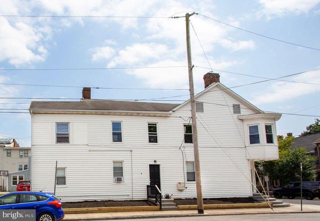 400 BALTIMORE ST, Hanover, PA 17331