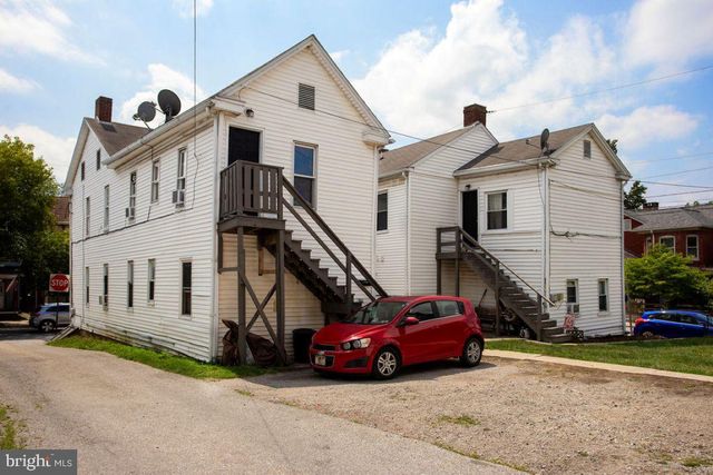400 BALTIMORE ST, Hanover, PA 17331