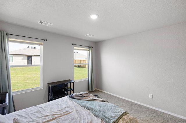 8 Candlelight Drive, Conway, AR 72032