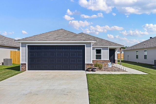 8 Candlelight Drive, Conway, AR 72032