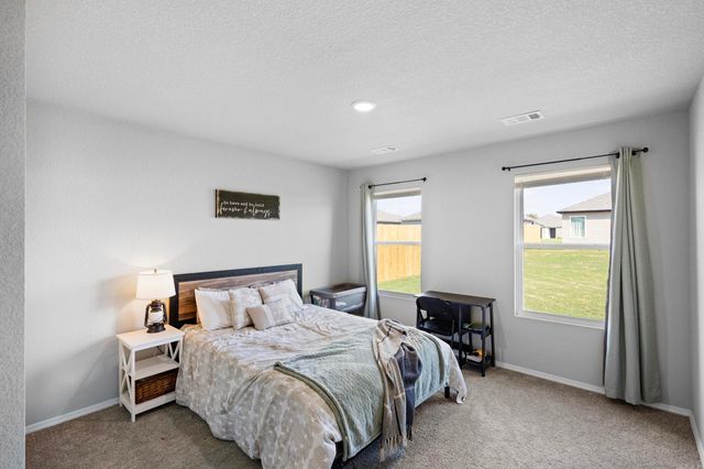 8 Candlelight Drive, Conway, AR 72032