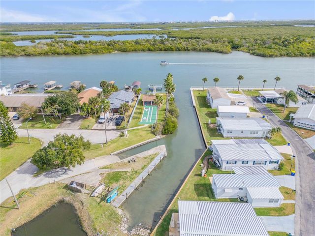 26 LAUGHING GULL LANE, Edgewater, FL 32141