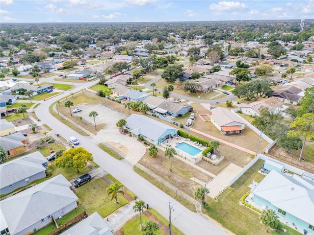 26 LAUGHING GULL LANE, Edgewater, FL 32141