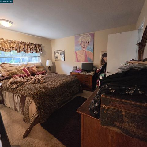 2190 Charlotte Ave, Concord, CA 94518