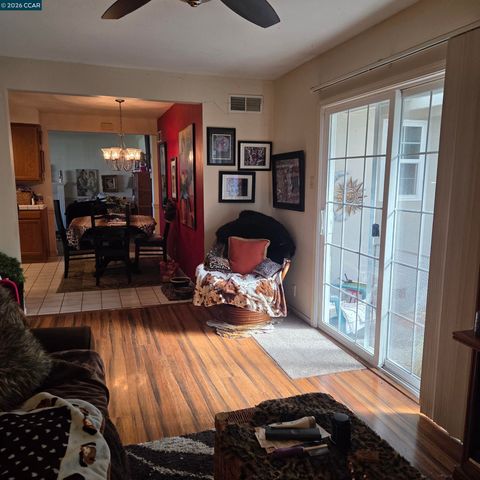 2190 Charlotte Ave, Concord, CA 94518