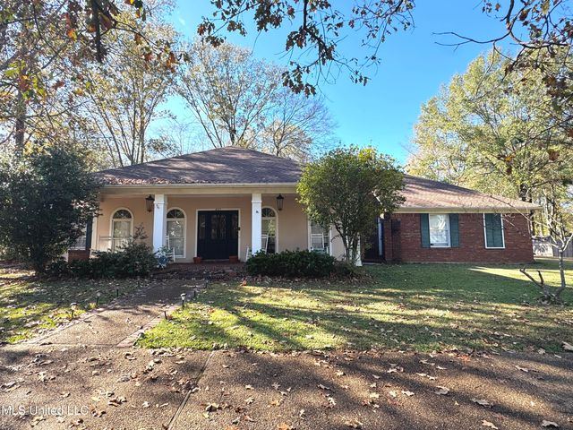 427 Autumn Oak Drive, Madison, MS 39110