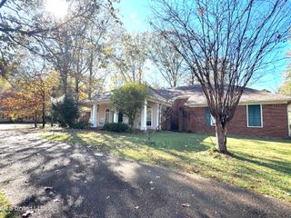 427 Autumn Oak Drive, Madison, MS 39110