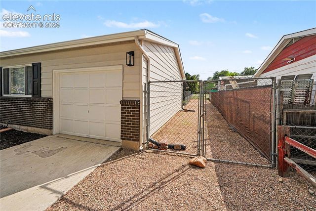 1076 Maxwell Street, Colorado Springs, CO 80906