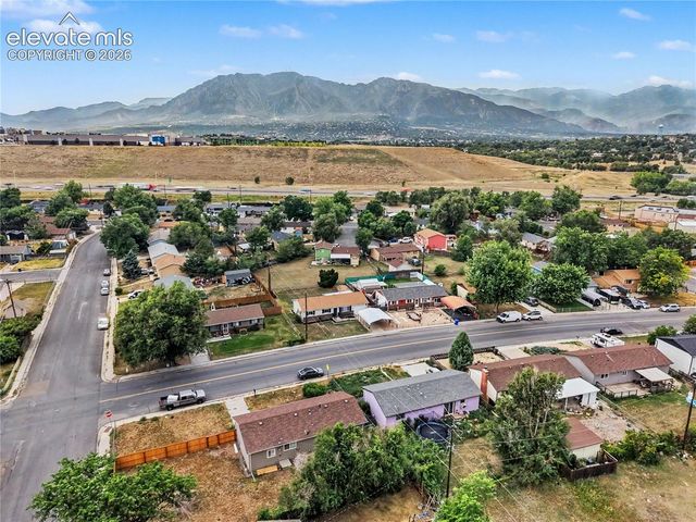 1076 Maxwell Street, Colorado Springs, CO 80906