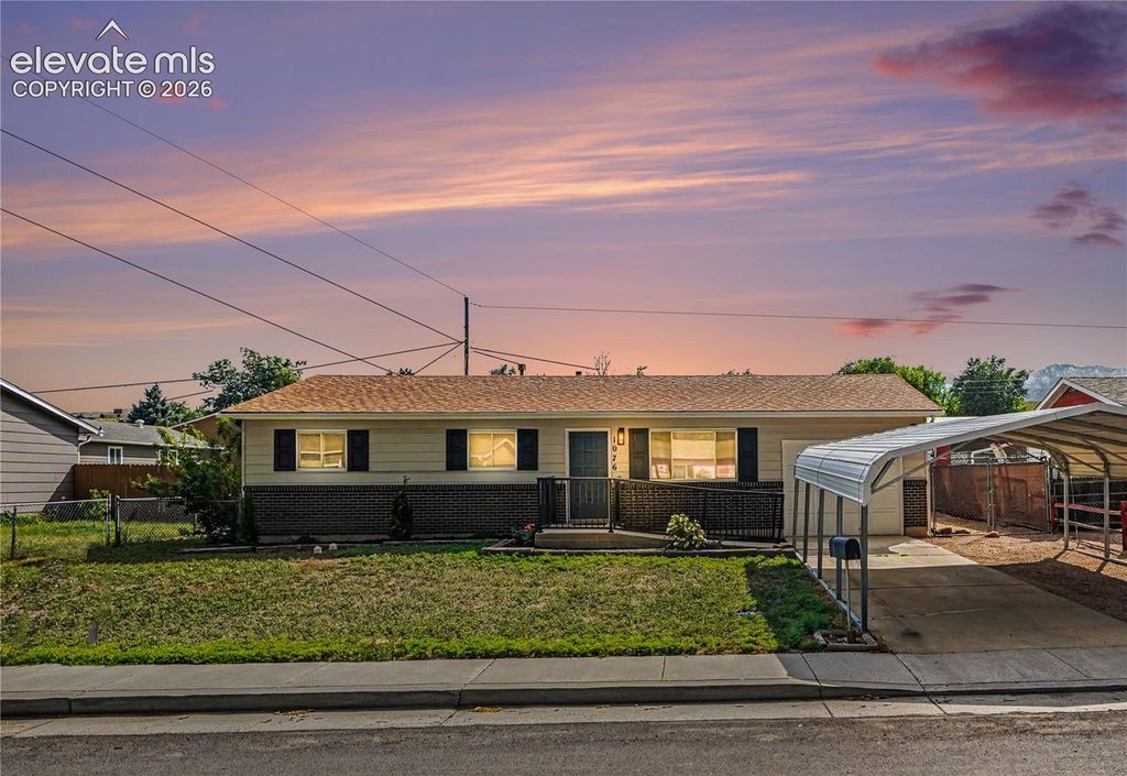 1076 Maxwell Street, Colorado Springs, CO 80906