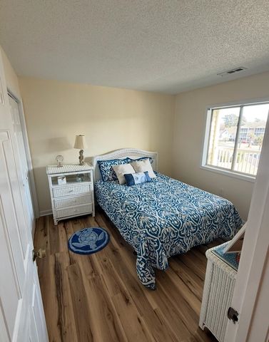 201 Landing Rd Apt H, North Myrtle Beach, SC 29582