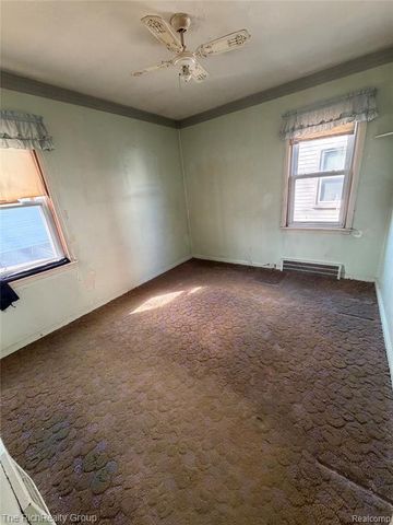 18039 Wood Street, Melvindale, MI 48122