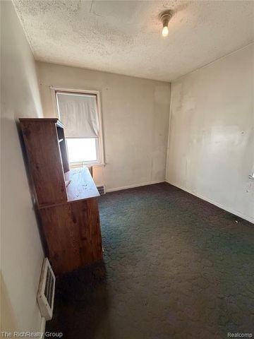 18039 Wood Street, Melvindale, MI 48122