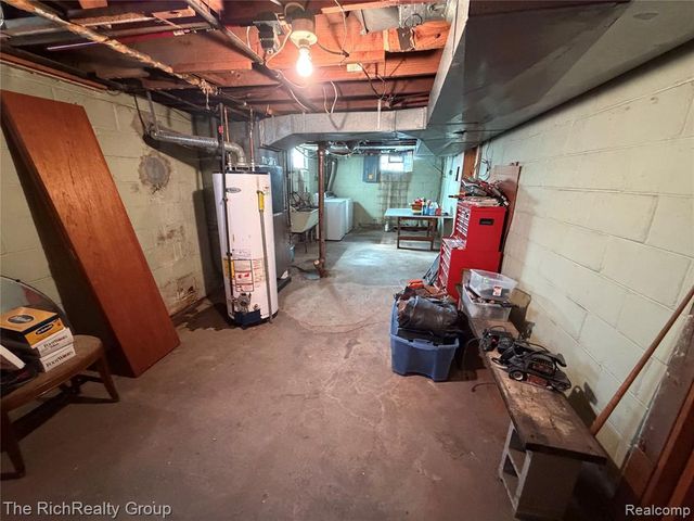 18039 Wood Street, Melvindale, MI 48122