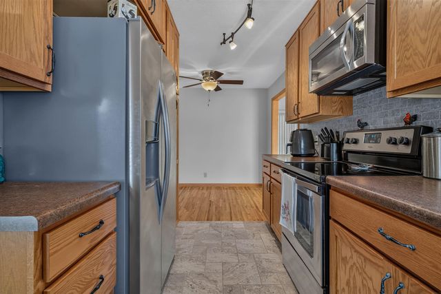 1030 Downing Avenue, Waterloo, IA 50701