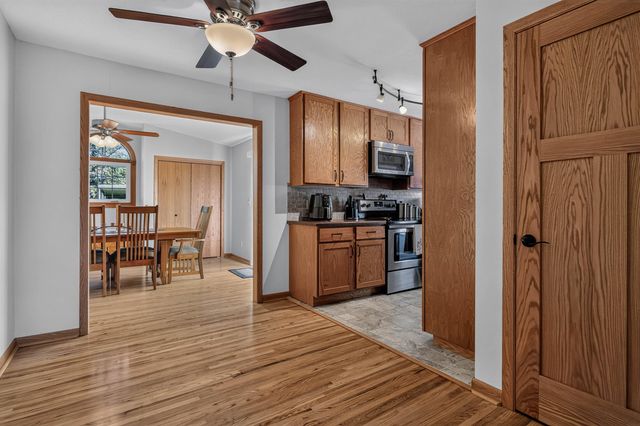 1030 Downing Avenue, Waterloo, IA 50701