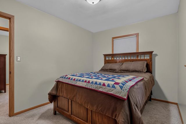 1030 Downing Avenue, Waterloo, IA 50701