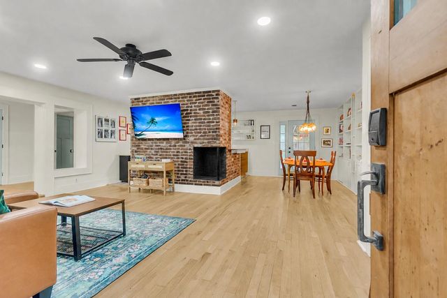 12 Stratford Road, Charleston, SC 29407
