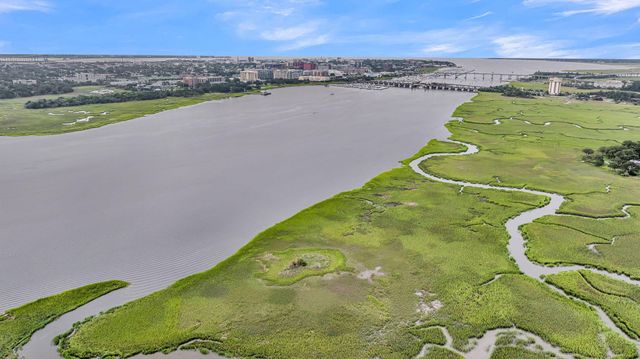 12 Stratford Road, Charleston, SC 29407