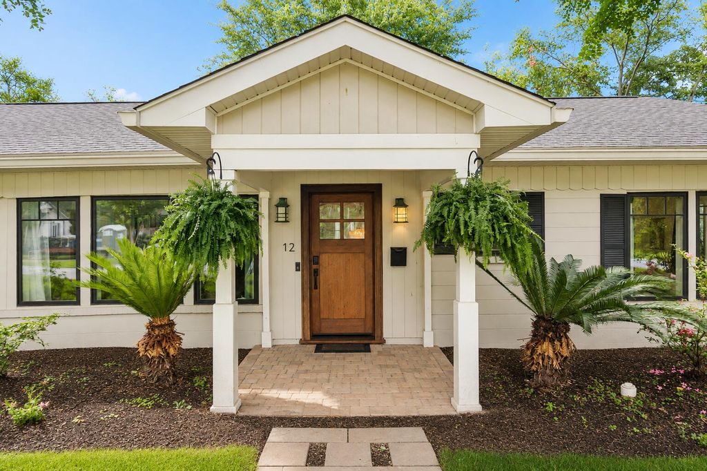 12 Stratford Road, Charleston, SC 29407