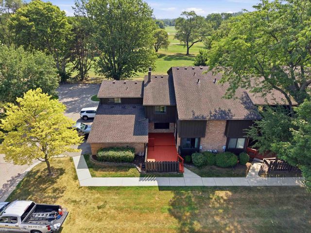 37388 Clubhouse Drive, Sterling Heights, MI 48312