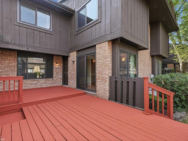 37388 Clubhouse Drive, Sterling Heights, MI 48312