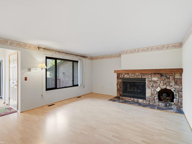 37388 Clubhouse Drive, Sterling Heights, MI 48312