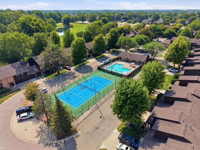 37388 Clubhouse Drive, Sterling Heights, MI 48312
