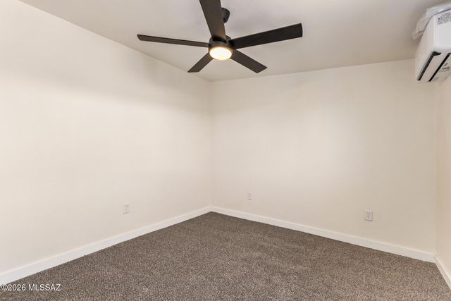 5547 S Meadowlark Avenue, Tucson, AZ 85746