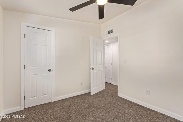 5547 S Meadowlark Avenue, Tucson, AZ 85746