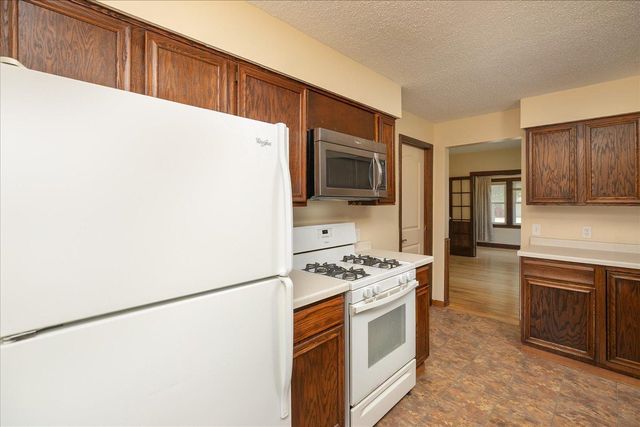 301 N Mantorville Avenue, Kasson, MN 55944