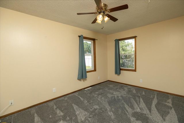 301 N Mantorville Avenue, Kasson, MN 55944