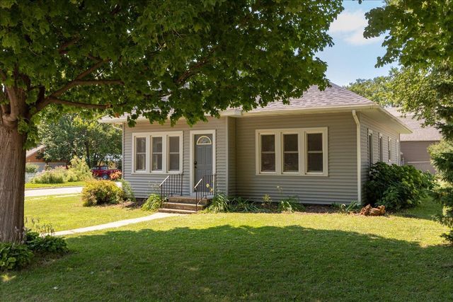 301 N Mantorville Avenue, Kasson, MN 55944