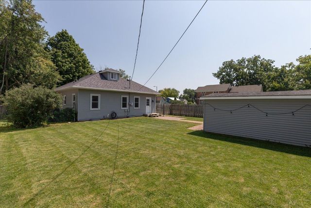 301 N Mantorville Avenue, Kasson, MN 55944