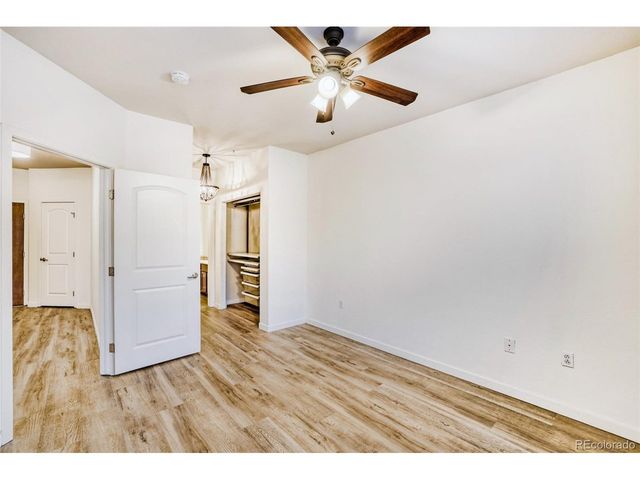 13456 Via Varra 120, Broomfield, CO 80020